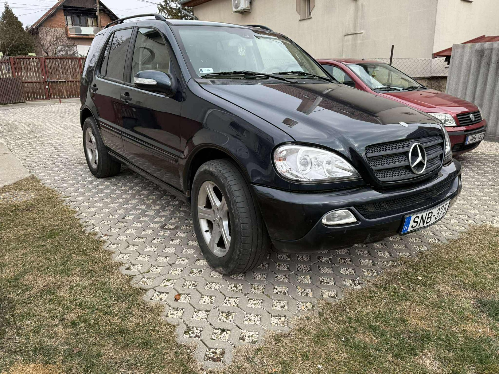 MERCEDES 2002 ML270 